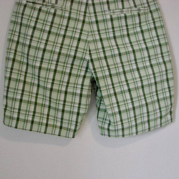 Columbia Plaid Shorts Green White Plaid Bermuda Golf Long Shorts Size 8 - Picture 10 of 13